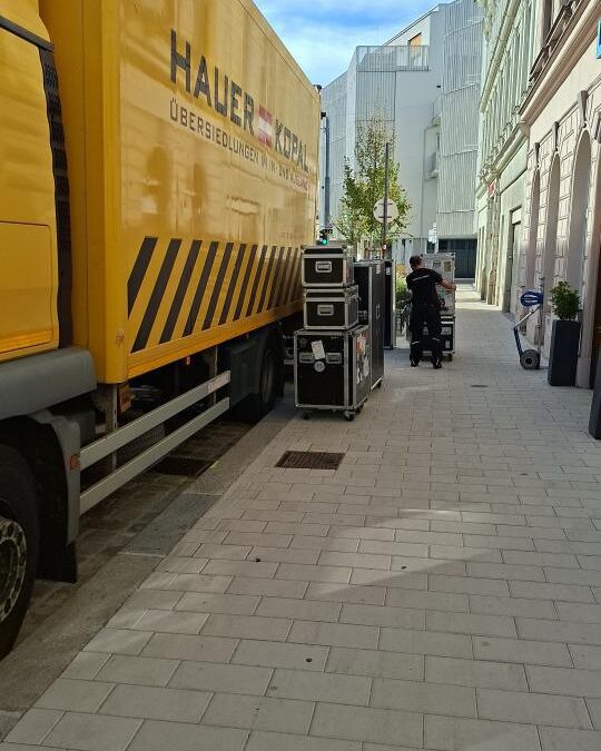 Musik&shy;transporte, Theater- & Bühnen&shy;transporte